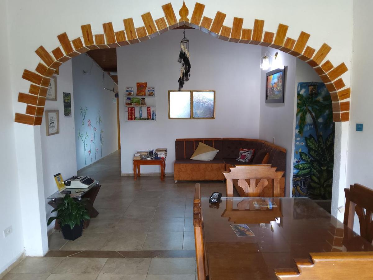 Apartament Artesanos Y Turistas Guatapé Zewnętrze zdjęcie